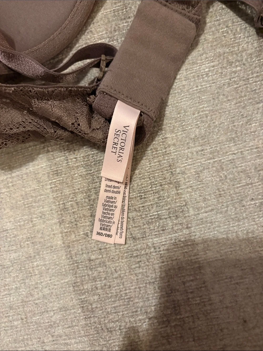 Victoria's Secret Mauve Lace Underwire T-Shirt Bra